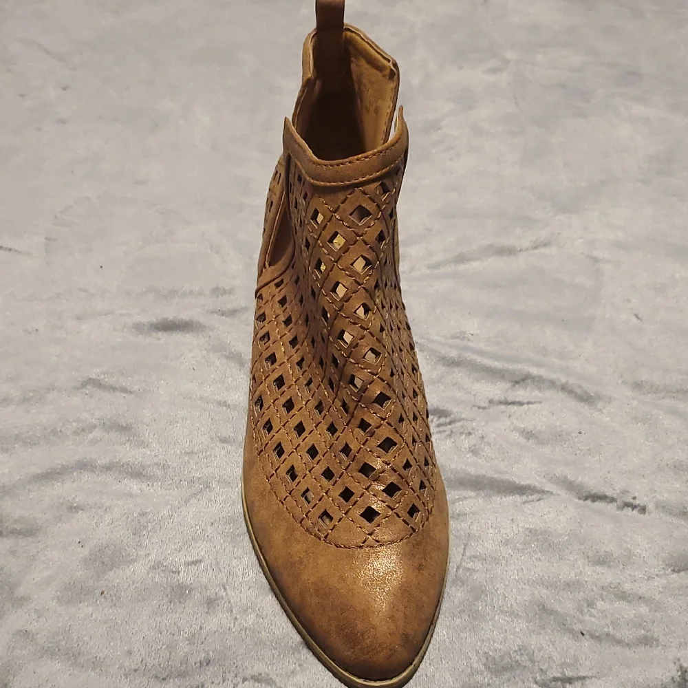 A Rider Girl Chic Bronze Women's Ankle Booties - Picture 9 of 14